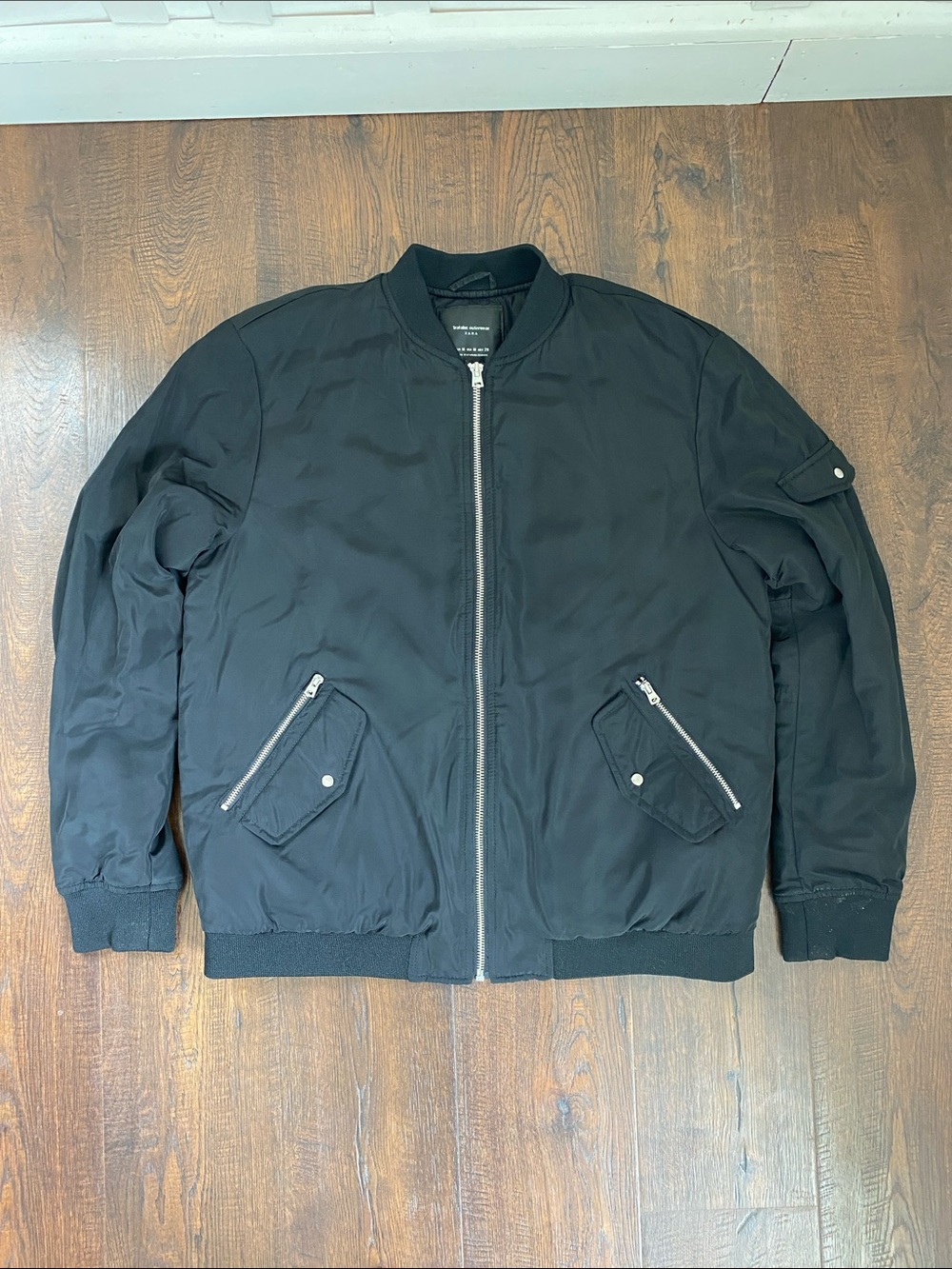 ZARA Trafaluc Outerwear Silver Accents Black Bomber Streetwear Jacket Size Med